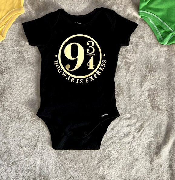 Platform 9¾" Harry Potter Baby Onesie