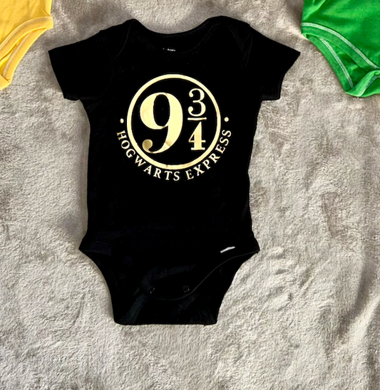 Platform 9¾" Harry Potter Baby Onesie